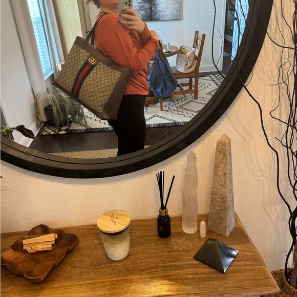 SOLD!!♥️💚Gucci Ophidia Soft Tote Horizontal 💚♥️ - Picture 12 of 16